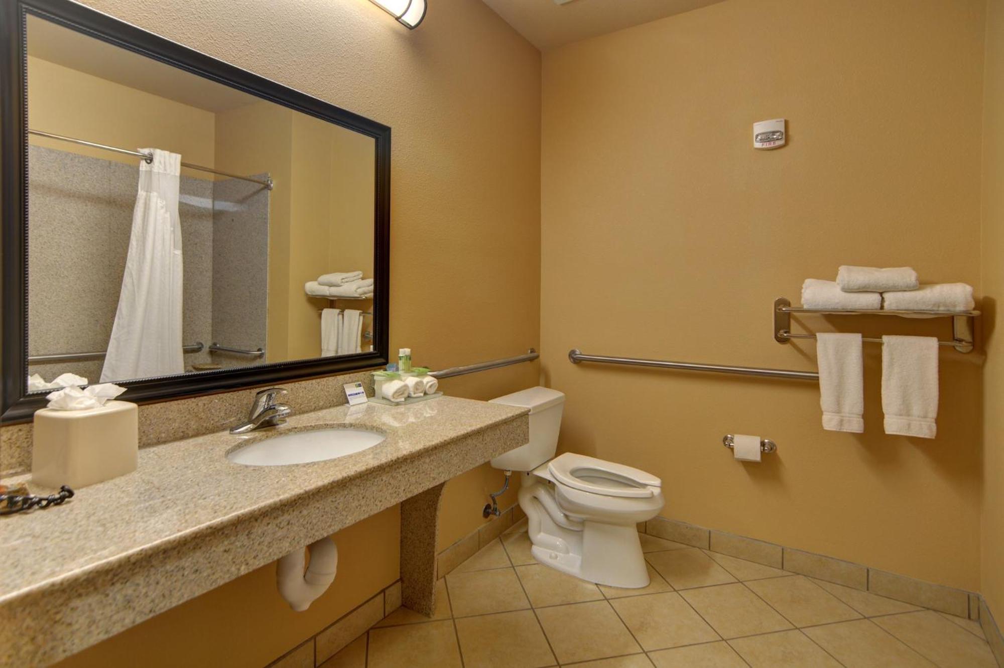 Holiday Inn Express Hotel And Suites Altus By Ihg Екстер'єр фото
